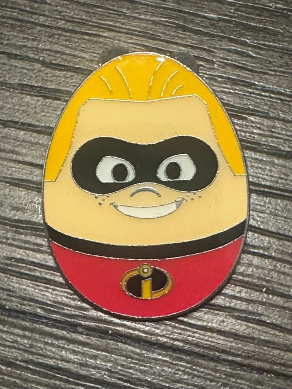 5/$25 The Incredibles Easter Eggs Dash Pin
